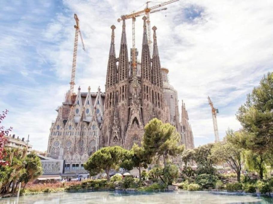 Apartament Oasis Sagrada Familia Barcelona Zewnętrze zdjęcie
