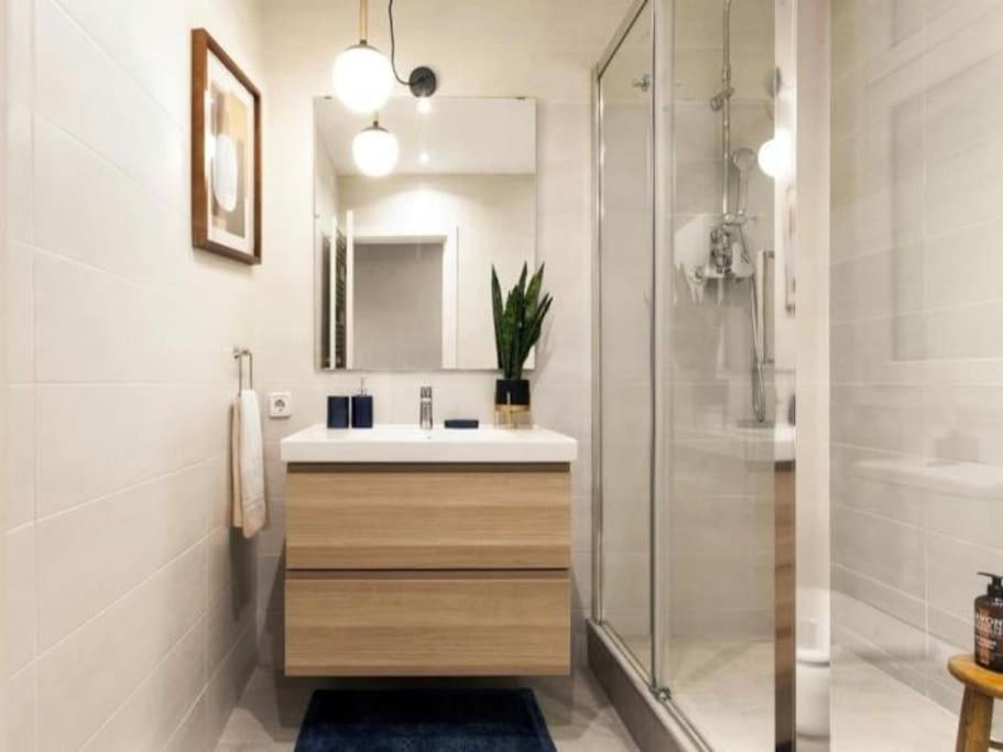 Apartament Oasis Sagrada Familia Barcelona Zewnętrze zdjęcie